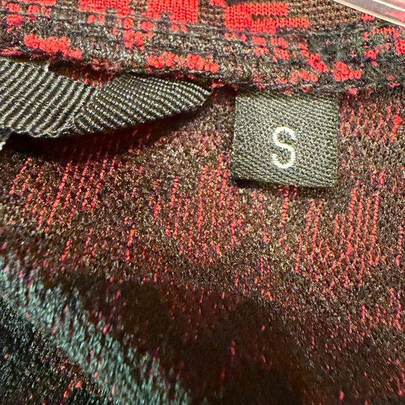 Luhta Women's Red Jacket/ base Top/ Ski Aspres top - Picture 11 of 17